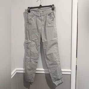 Fresh produce‎ Women’s small Outdoor  Tan cargo pants